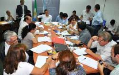 Diputados definieron el orden del d�a para este mi�rcoles