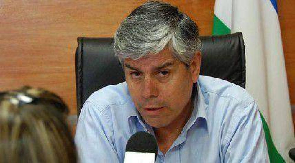 Peralta: �Vamos ordenando la provincia�