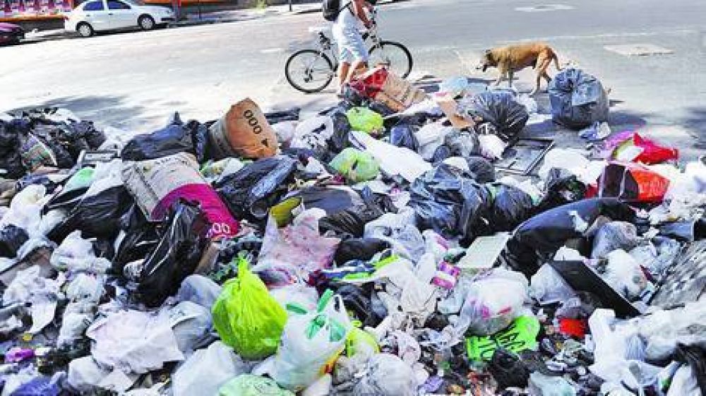 Reci�n el viernes no quedar�an m�s bolsas tiradas en la calle
