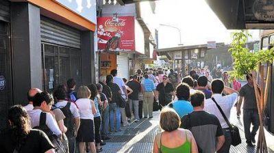 Otra vez paro en el tren Sarmiento y problemas durante toda la ma�ana