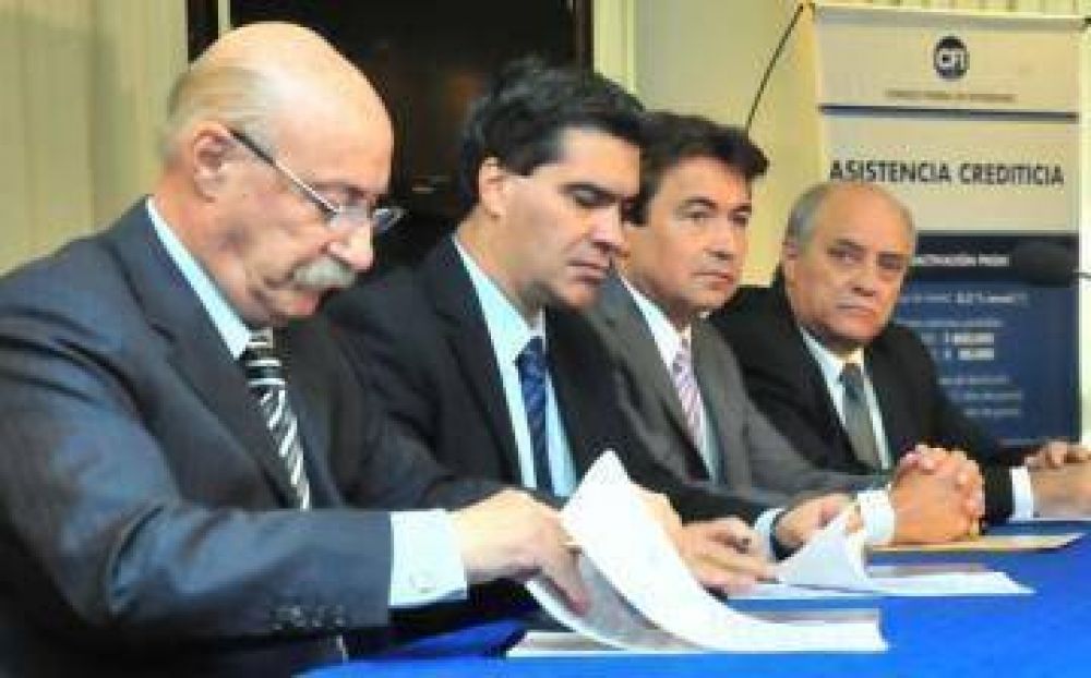 GOBIERNO DEL CHACO Y EL CFI TRABAJAR�N EN LA REGULARIZACI�N CATASTRAL DE 9.500 PARCELAS EN TODA LA PROVINCIA