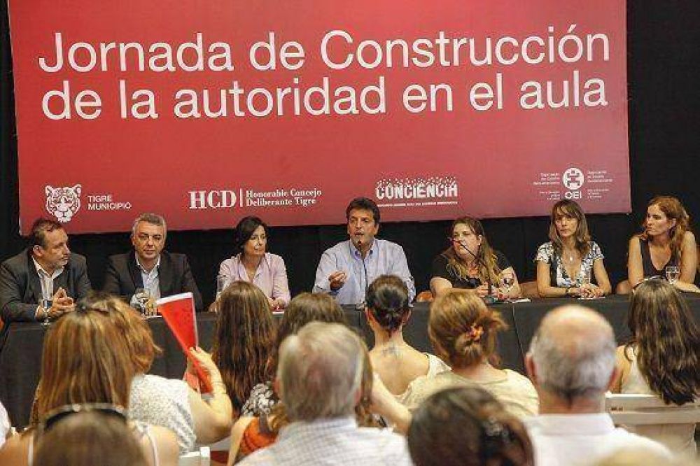 Tigre junto a docentes y directivos en contra de la violencia escolar