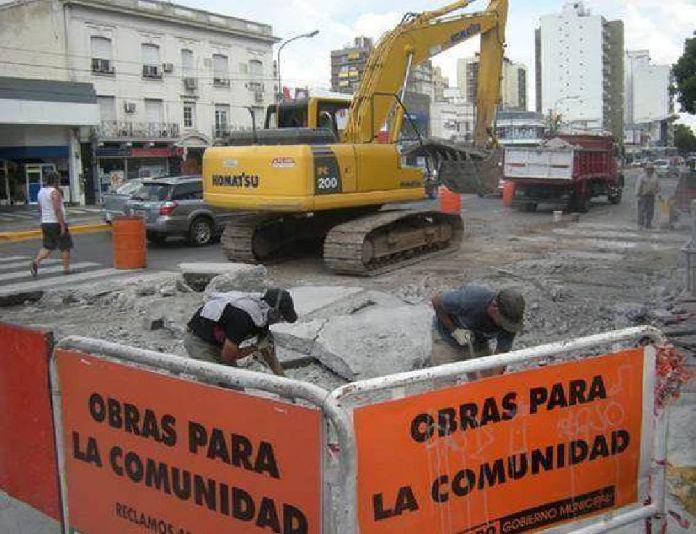 Se repavimenta un tramo de la Avenida Santa Fe en San Isidro