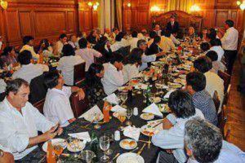 Intendentes y comisionados municipales de Jujuy en el senado 