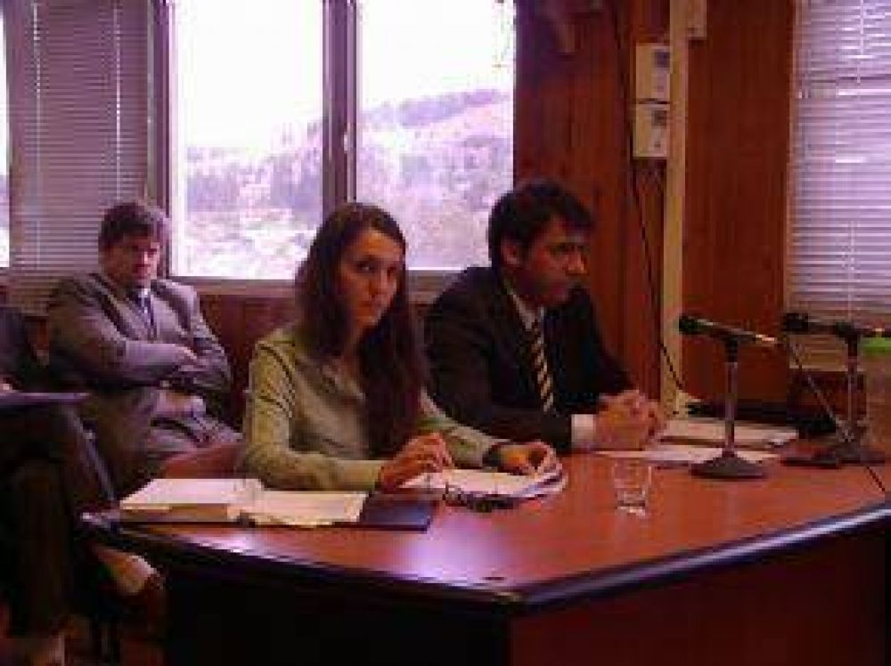 Amenazas y Sospechas En La Causa Por El Incendio Del Veh�culo Del Cu�ado Del Vicegobernador