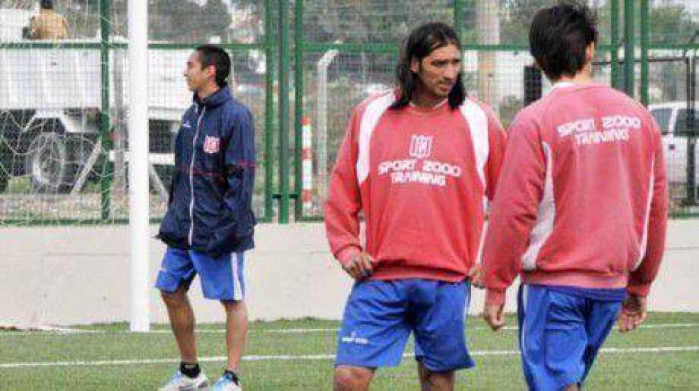 Racing de Trelew visita a las 16 a Hurac�n de Gregores