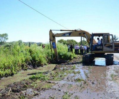Limpian desag�es para prevenir inundaciones