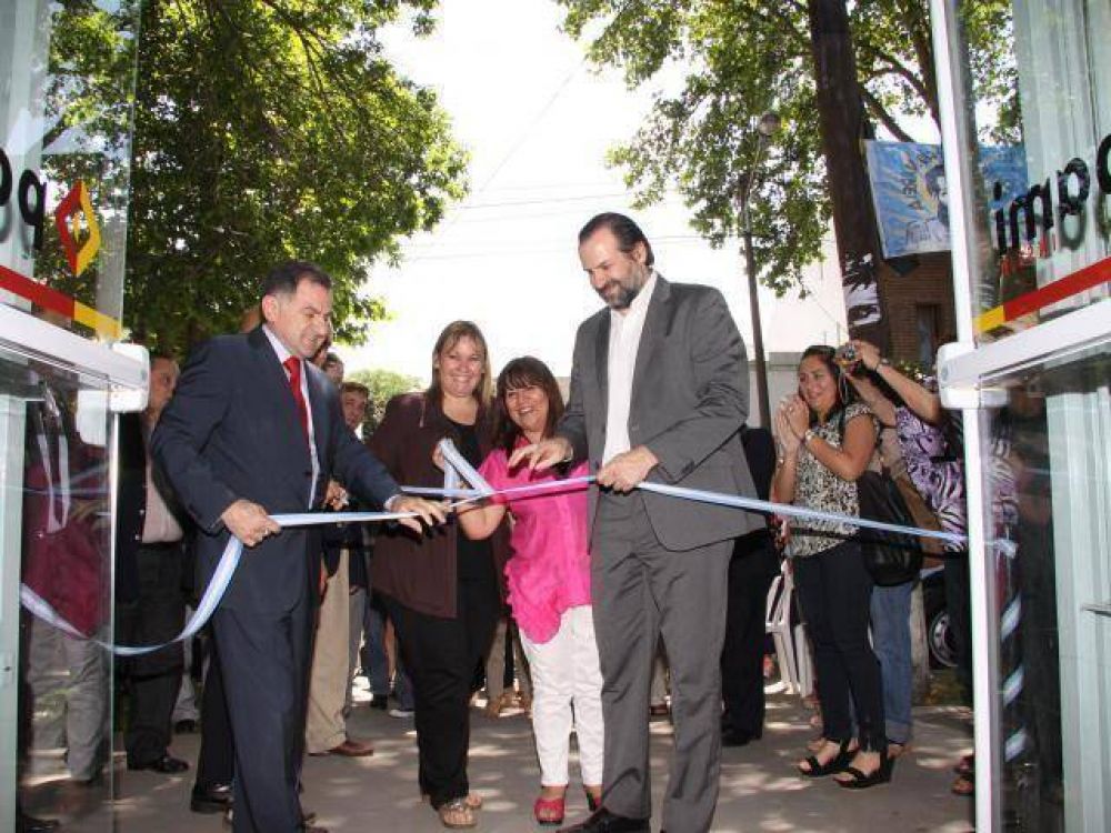 FLORENCIO VARELA: Se inaugur� nuevo local del PAMI