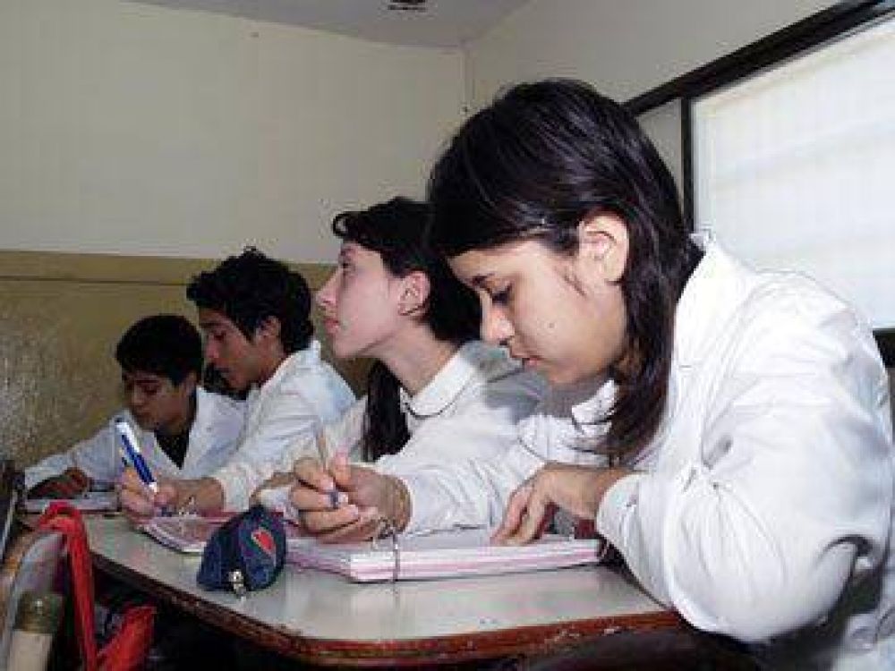 Advierten que �no es volver al viejo secundario, sino m�s inclusivo�