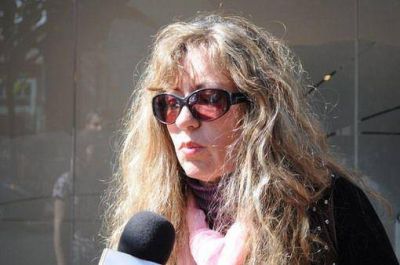 El presidente del CGE denunci� a Estela Genesini por "amenazas a su familia"