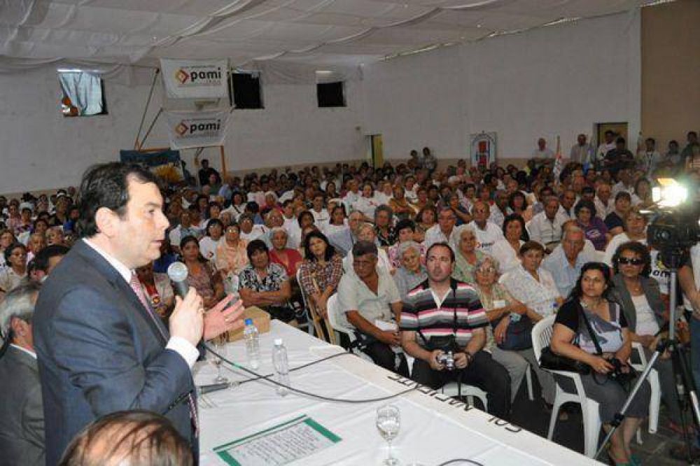 Zamora particip� del Encuentro Provincial de la Tercera Edad en Vilmer