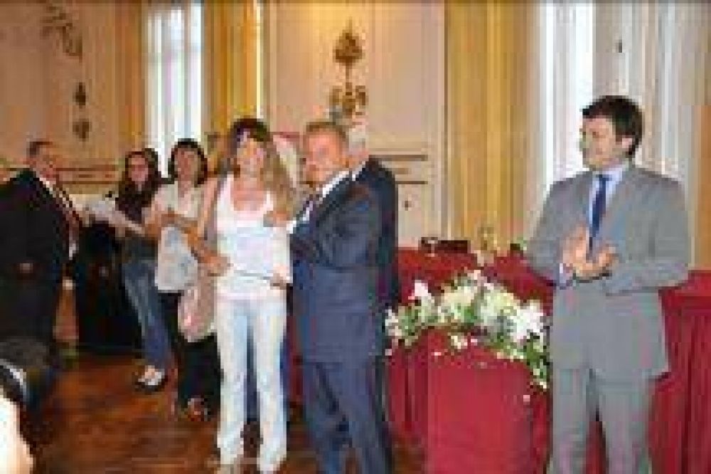 Fortuny entreg� certificados de los cursos del Programa J�venes con M�s y Mejor Trabajo