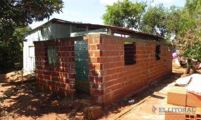 Construyen 9 viviendas para los afectados por el temporal