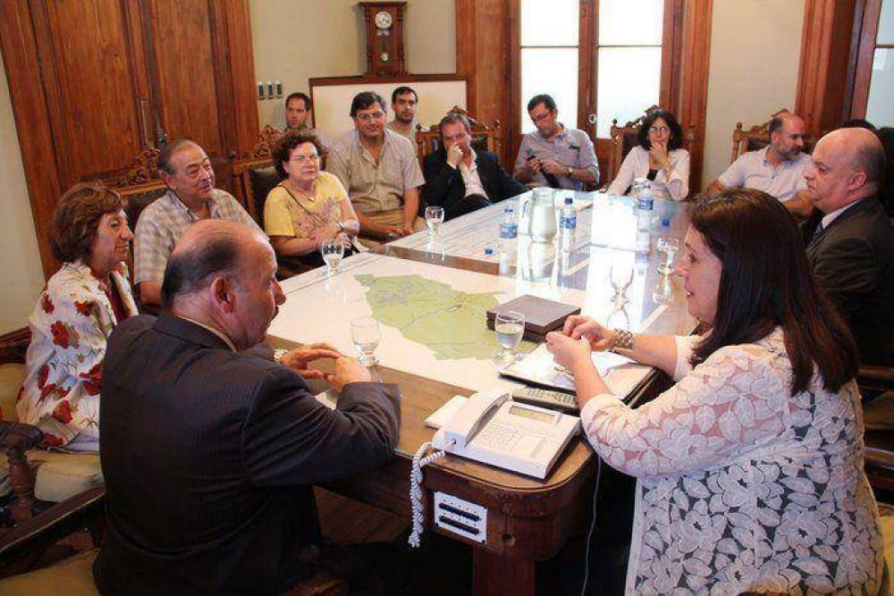 Se firm� un acta acuerdo para crear una C�tedra Virtual Cervantina