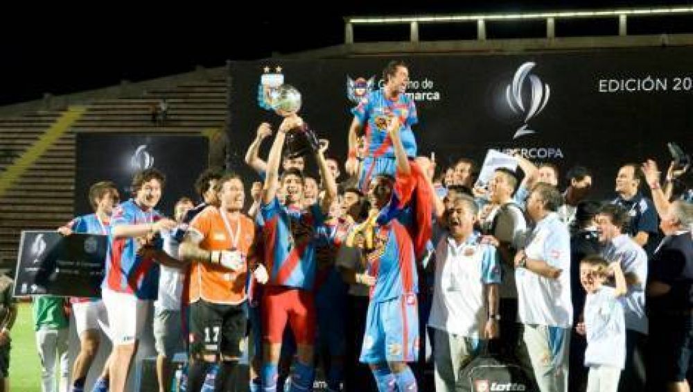 De la mano de Campestrini, Arsenal fue campe�n en Catamarca