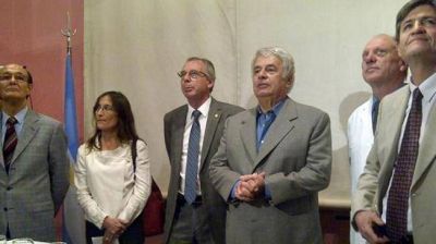Fuerte cruce entre De la Sota y Scotto