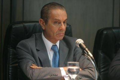 Ex ministro y supuesto organizador, en libertad bajo fianza de $ 250 mil