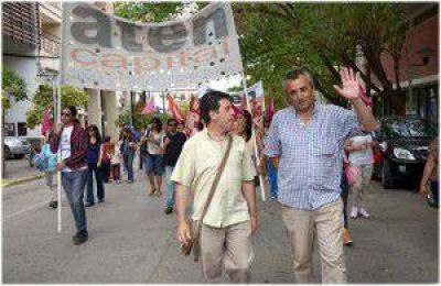Docentes se movilizaron por salarios y por justicia en la causa de la Zona Liberada