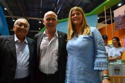 El Ministro de Turismo de Brasil visit� el Stand de San Luis en la FIT