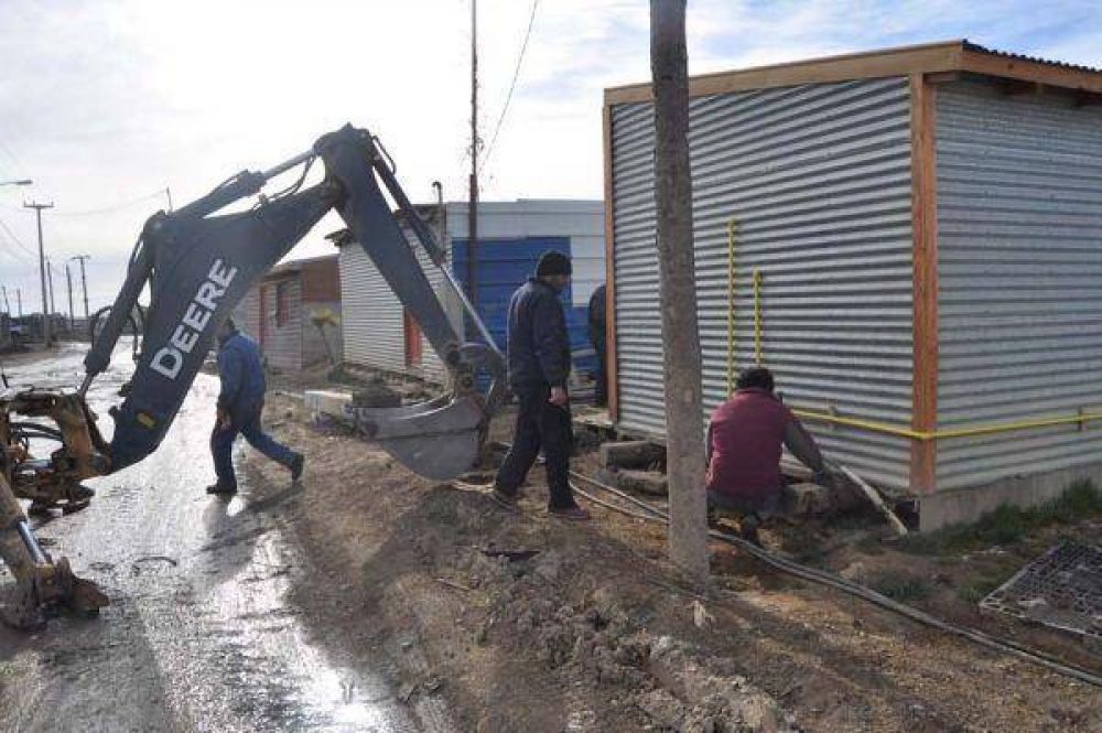 El Municipio prosigue con la relocalizaci�n de casillas sobre calle Sarmiento