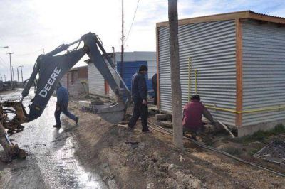 El Municipio prosigue con la relocalizaci�n de casillas sobre calle Sarmiento