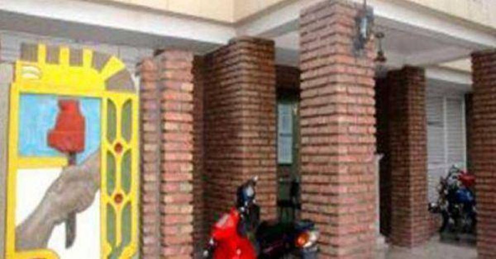 �Si no hay arreglo entre Machicote y Madera, puede surgir una tercera figura que presida la rama femenina�