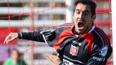 Gole� Racing de Trelew: derrot� 4 a 1 a Hurac�n en Gregores