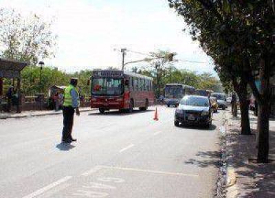  Desde el municipio capitalino promueves el uso del transporte publico para descongestionar y hacer m�s fluido el transito