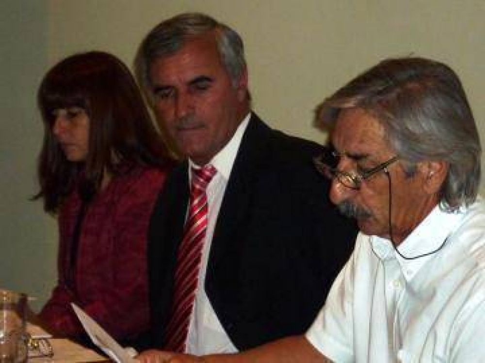 El Centro de Comercio advirti� por la deuda con proveedores del municipio