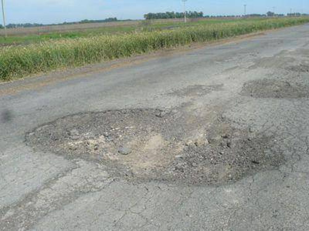 La situaci�n de la ruta  provincial 30 ya no da para  m�s: Estado lamentable