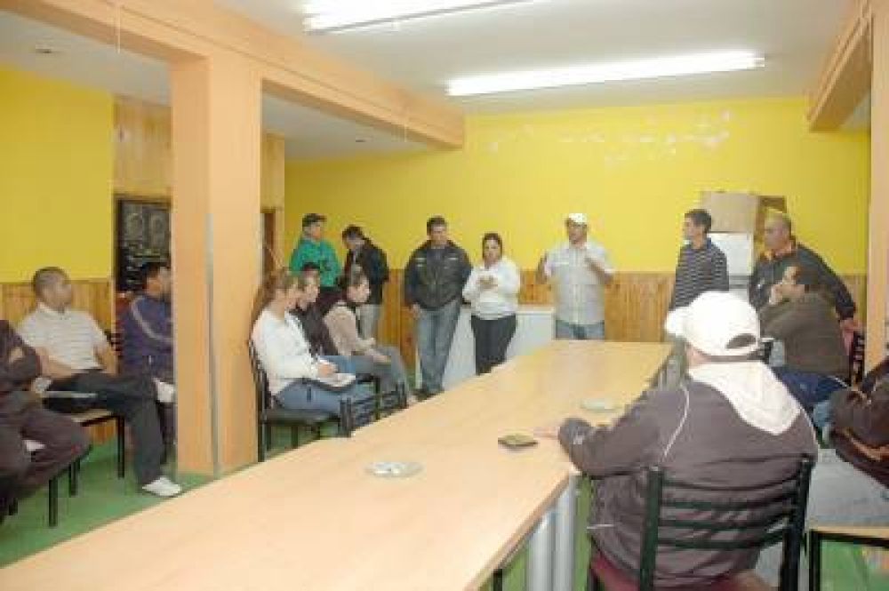 Polic�as esperan hasta el 13 para hablar con Peralta