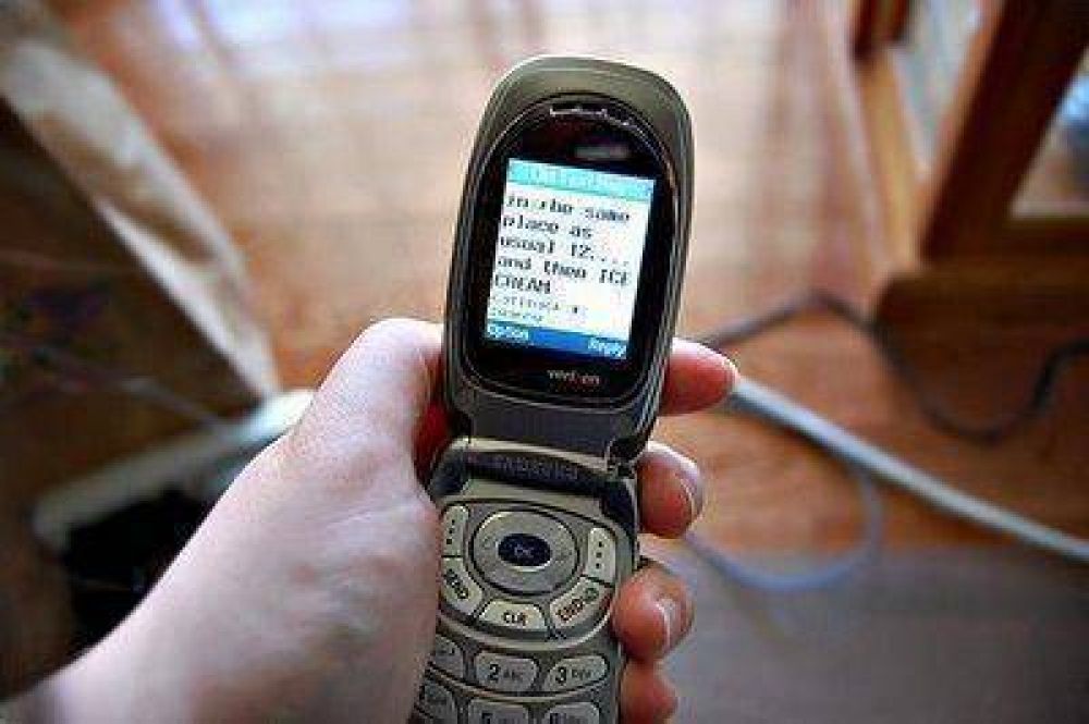 8N: Mediante SMS y Facebook convocan a manifestarse en la plaza de Bragado