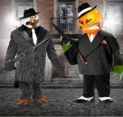 El duelo entre ping�inos y sciolistas