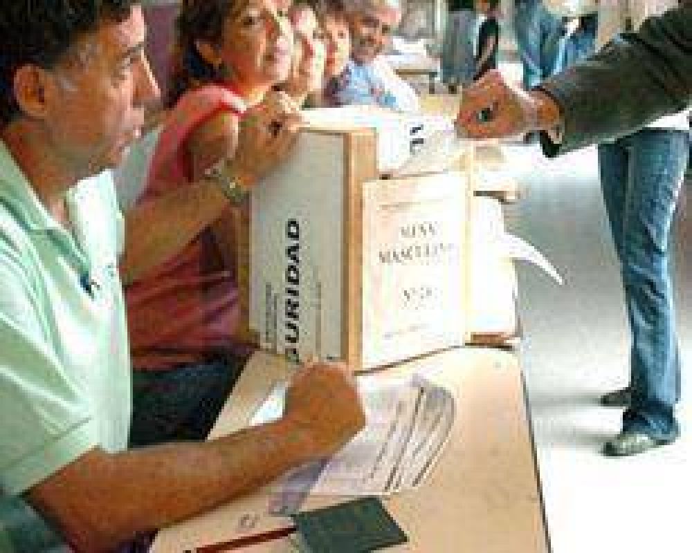 El 70% de los correntinos no quiere adelantar los comicios.
