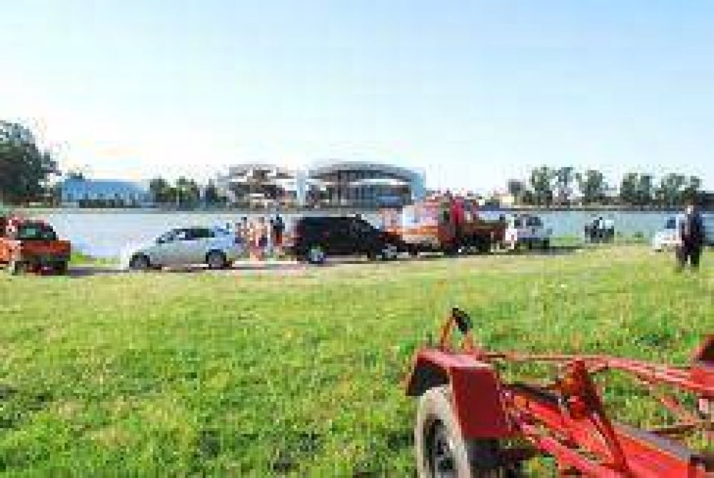 Dos j�venes murieron ahogados en el balneario