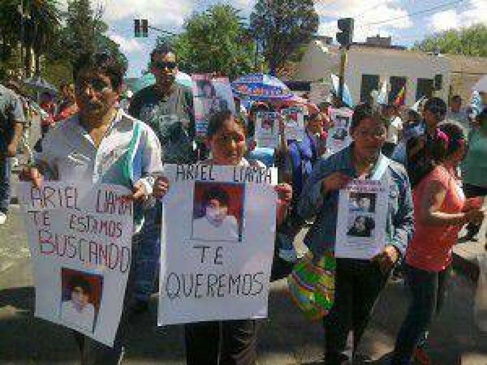 Familiares de j�venes quiaque�os desaparecidos exigen que las causas pasen al fuero federal