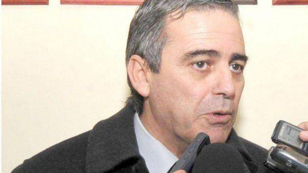 Touri��n confirm� que los Centros de Integraci�n Barrial de Comodoro comenzar�n a construirse en 2013