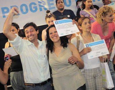 El Gobierno construir� nuevas viviendas en Villa Mercedes 