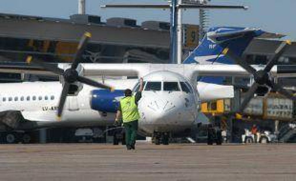  AA2000 anunci� obras en el aeropuerto de San Fernando para duplicar su capacidad
