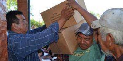 La comunidad toba de Clorinda recibi� las cajas alimentarias