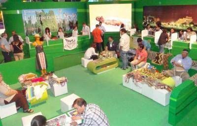 Activa presencia local en la Feria de Turismo
