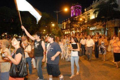 En Santiago tambi�n marcharon por el 8N 