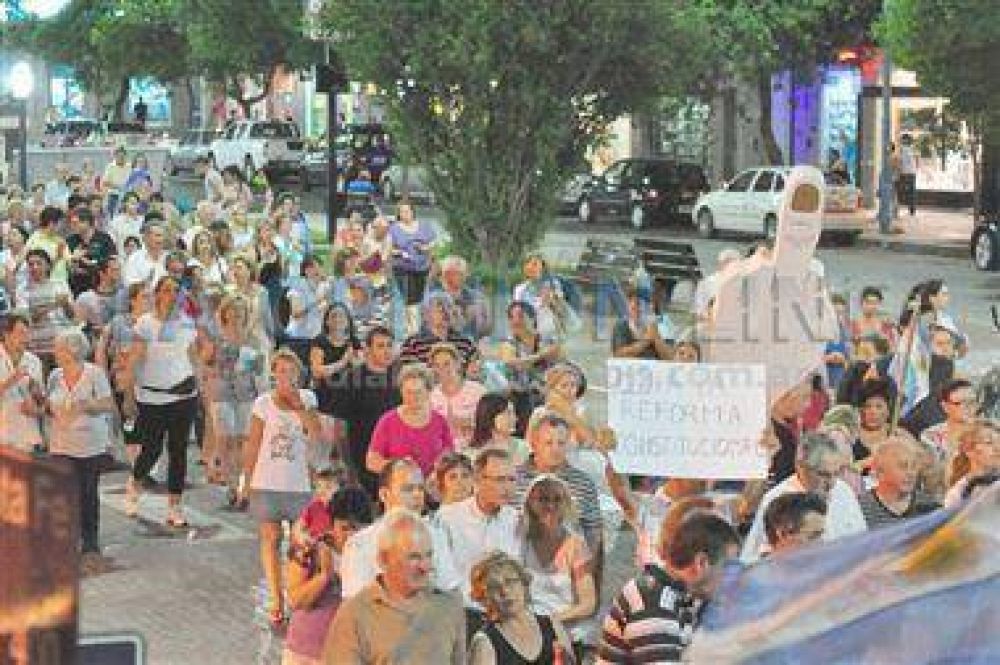 M�s de dos mil personas se manifestaron ayer en Rafaela 