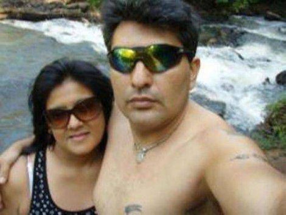 Femicidio en Iguaz�: Dolor en despedida de restos de la mujer asesinada por su pareja polic�a