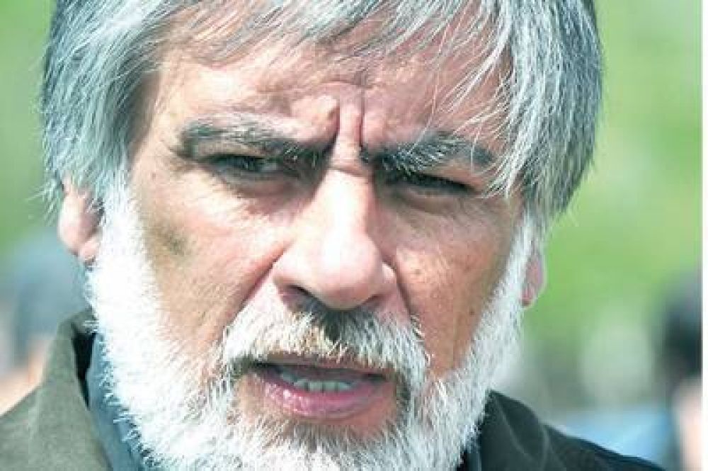 C�rdoba salud� a municipales y anunci� sueldos