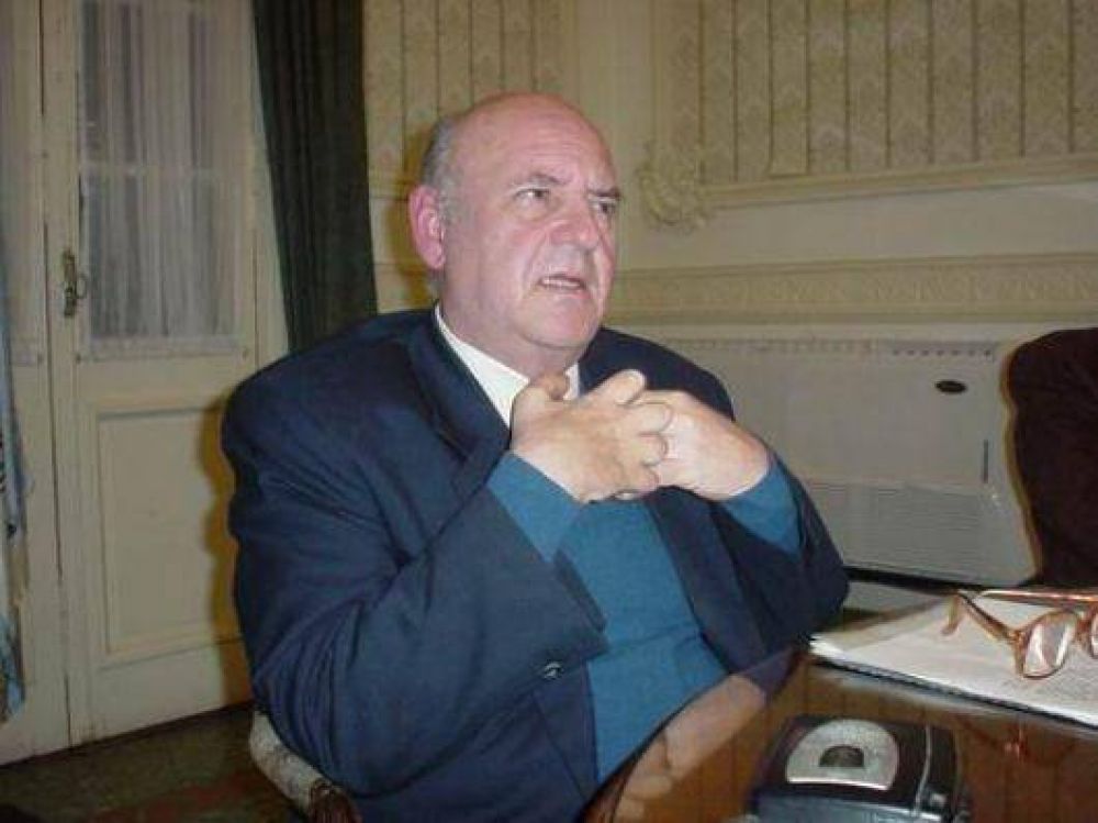 Rub�n dijo que no renunciar�