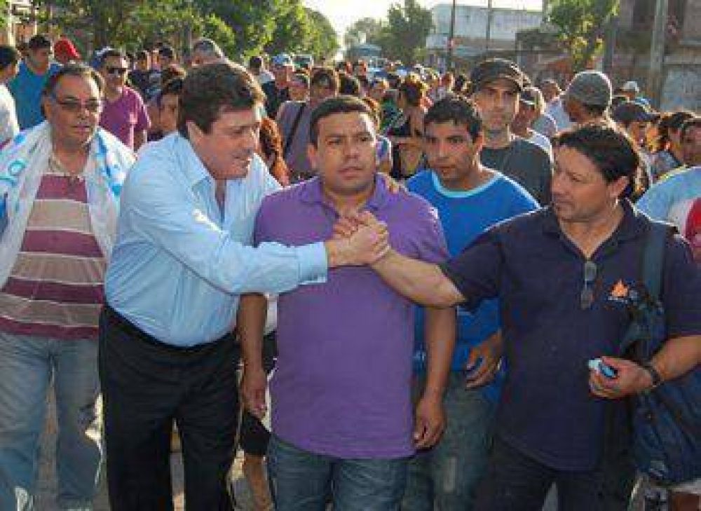 Mariotto sali� al cruce de las cacerolas