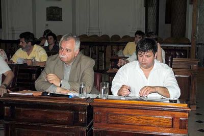 El Concejo convalid� el arrendamiento de tierras en el Aer�dromo