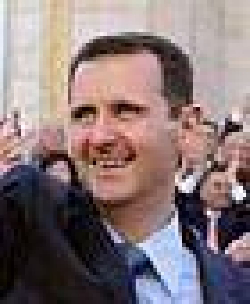 Al Asad advirti� que quiere "vivir y morir" en Siria
