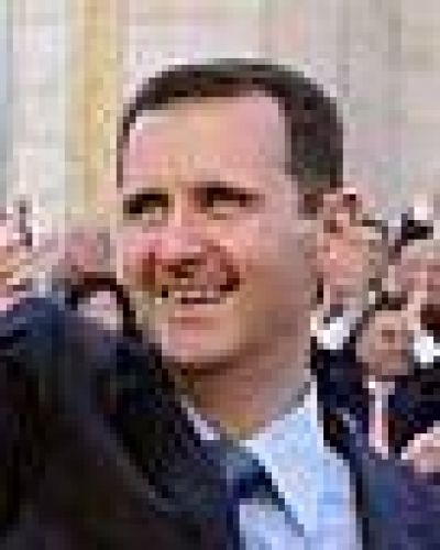 Al Asad advirti� que quiere "vivir y morir" en Siria